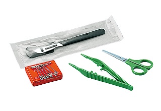 SET DI STRUMENTI SOS MONOUSO IN PLASTICA - farmaidea24.com