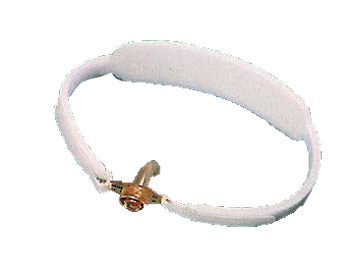 COLLARE REGGICANNULA PER TRACHEOTOMIZZATI. REGOLABILE DA ENTRAMBI I LATI TRAMITE ADESIVO IN VELCRO. PRODOTTO IN POLIAMMIDE. MISURA UNICA - farmaidea24.com