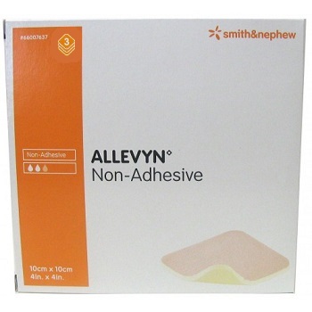 MEDICAZIONE IDROCELLULARE STERILE ALTAMENTE ASSORBENTE NON ADESIVA IN SCHIUMA DI POLIURETANO 10X10CM 3 PEZZI - farmaidea24.com