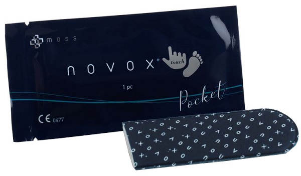 NOVOX TOUCH POCKET MEDICAZIONE POLIURETANO MATRICE OLEICA RILASCIO ROS COPRIDITO TAGLIA S 1 PEZZO - farmaidea24.com
